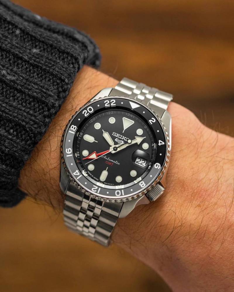 Seiko 5 Sports Automatic GMT Watch – Black Dial with Black & Grey Bezel